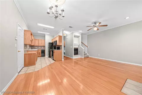 Living - 2808 May Branch Pt, Fort Smith, AR 72903 photo 5 of 5