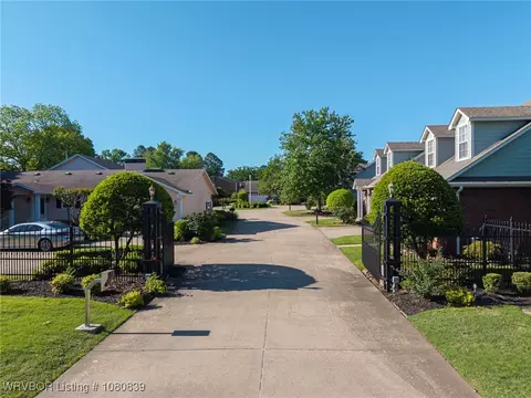 View/Area - 2808 May Branch Pt, Fort Smith, AR 72903 photo 1 of 7