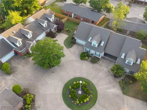 View/Area - 2808 May Branch Pt, Fort Smith, AR 72903 photo 6 of 7