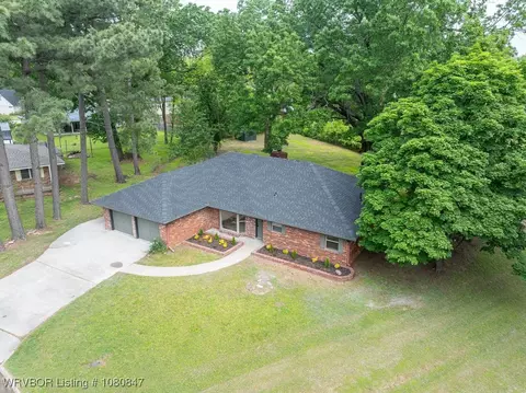 View/Area - 1725 N 46th Cir, Fort Smith, AR 72904 photo 1 of 4