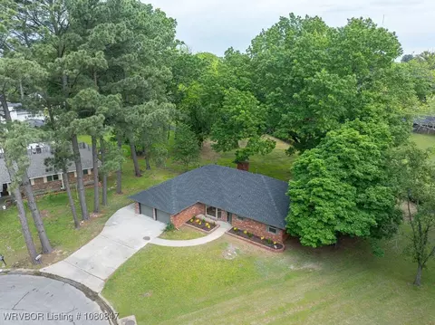 View/Area - 1725 N 46th Cir, Fort Smith, AR 72904 photo 2 of 4