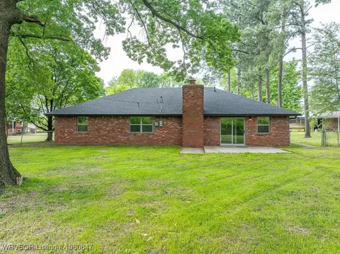 Exterior - 1725 N 46th Cir, Fort Smith, AR 72904 photo 5 of 15