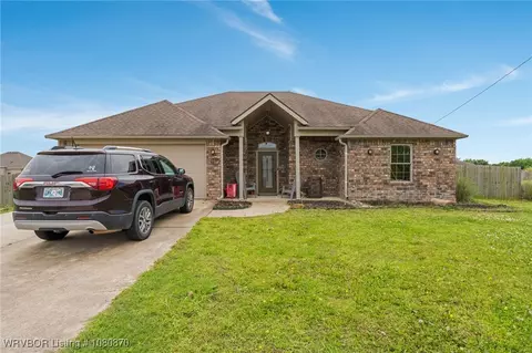1122 Choctaw, Spiro, OK 74959