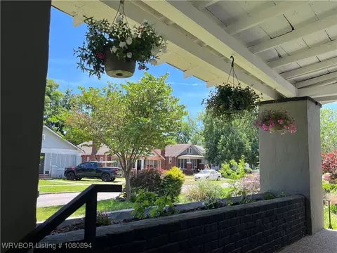 Exterior - 808 S 23rd St, Fort Smith, AR 72901 photo 4 of 11