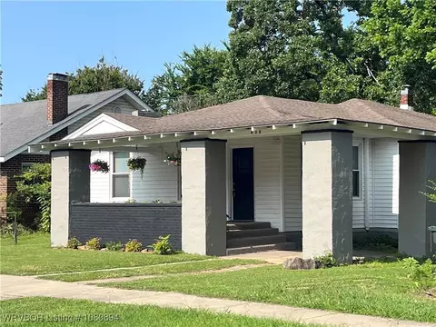 Exterior - 808 S 23rd St, Fort Smith, AR 72901 photo 3 of 11