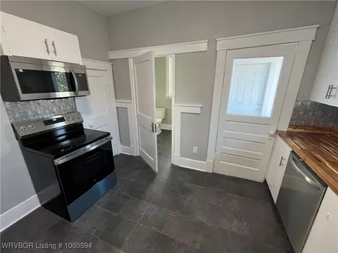 Kitchen - 808 S 23rd St, Fort Smith, AR 72901 photo 1 of 4