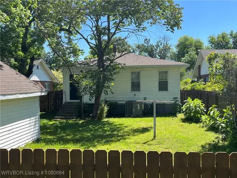 Exterior - 808 S 23rd St, Fort Smith, AR 72901 photo 10 of 11