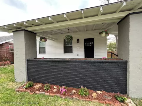 Exterior - 808 S 23rd St, Fort Smith, AR 72901 photo 2 of 11