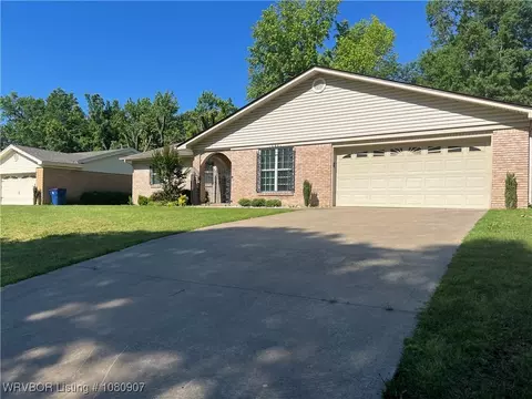 8012 Meadow Dr, Fort Smith, AR 72908 photo 2