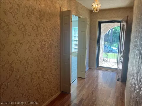 8012 Meadow Dr, Fort Smith, AR 72908 photo 5