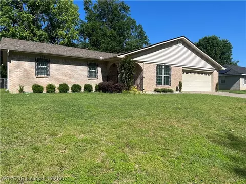8012 Meadow Dr, Fort Smith, AR 72908 photo 3