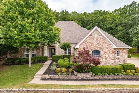 2912 Cliff Dr, Fort Smith, AR 72901