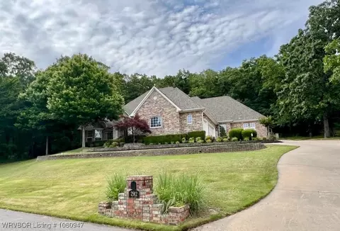 2912 Cliff Dr, Fort Smith, AR 72901 photo 2