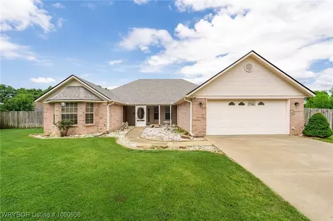 813 Melba Denton Ln, Sallisaw, OK 74955