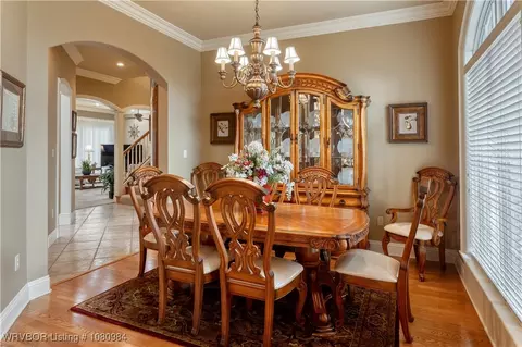 Dining - 1101 Eagle Crest Dr, Alma, AR 72921 photo 1 of 3