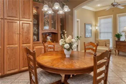 Dining - 1101 Eagle Crest Dr, Alma, AR 72921 photo 3 of 3