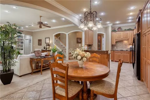 Dining - 1101 Eagle Crest Dr, Alma, AR 72921 photo 2 of 3