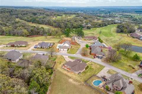 View/Area - 1101 Eagle Crest Dr, Alma, AR 72921 photo 4 of 6