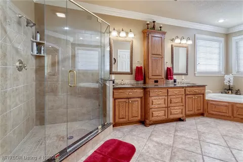 Bath - 1101 Eagle Crest Dr, Alma, AR 72921 photo 2 of 6