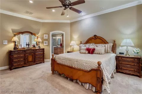 Bedroom - 1101 Eagle Crest Dr, Alma, AR 72921 photo 2 of 5