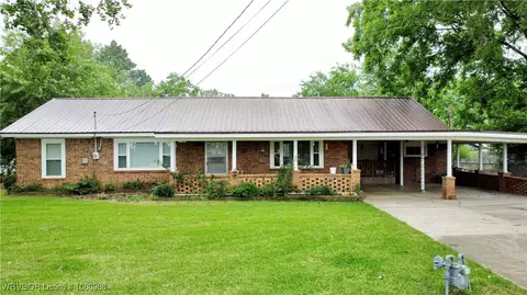 703 Rosettie St, Wister, OK 74966