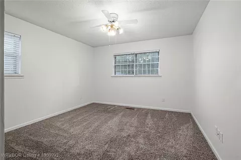 Bedroom - 1401 Meadow Cir, Fort Smith, AR 72908 photo 4 of 6