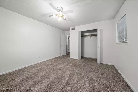 Bedroom - 1401 Meadow Cir, Fort Smith, AR 72908 photo 3 of 6