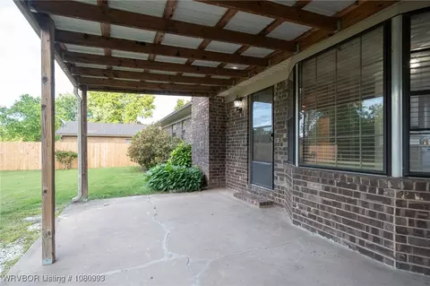 Exterior - 1401 Meadow Cir, Fort Smith, AR 72908 photo 7 of 7
