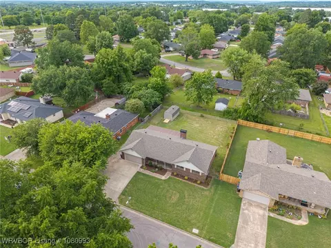 View/Area - 1401 Meadow Cir, Fort Smith, AR 72908 photo 6 of 6