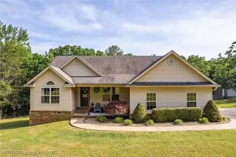 1327 Mountain View Ln, Alma, AR 72921