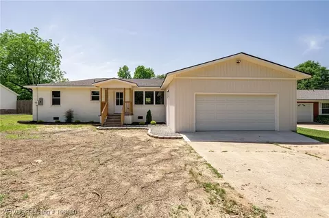3206 Hendricks Blvd, Fort Smith, AR 72903