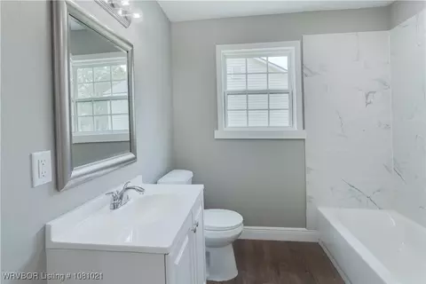 Bath - 2711 Virginia Ave, Fort Smith, AR 72904 photo 1 of 3