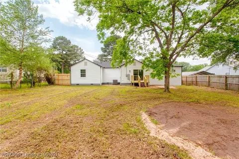 Exterior - 2711 Virginia Ave, Fort Smith, AR 72904 photo 11 of 12