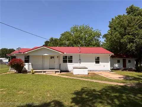 304 E Madison Ave, Midland, AR 72945 photo 2