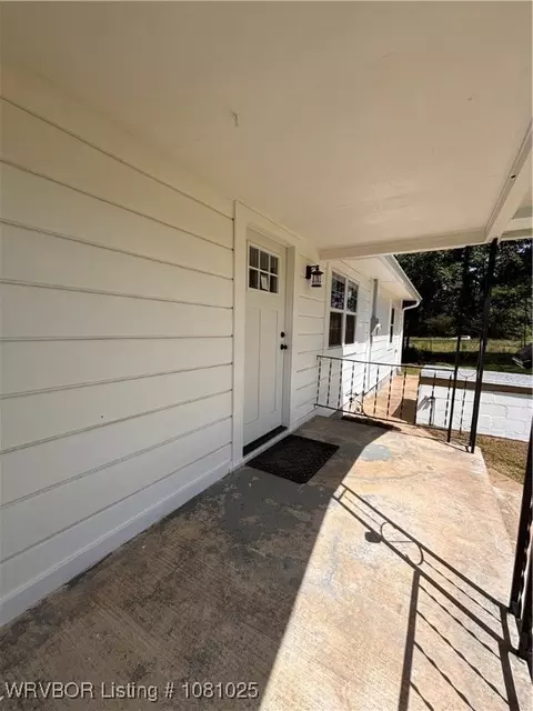 304 E Madison Ave, Midland, AR 72945 photo 4