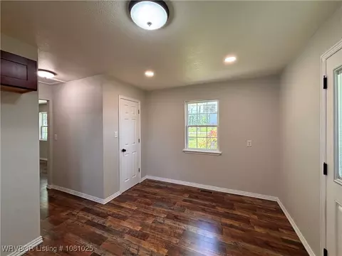 304 E Madison Ave, Midland, AR 72945 photo 11