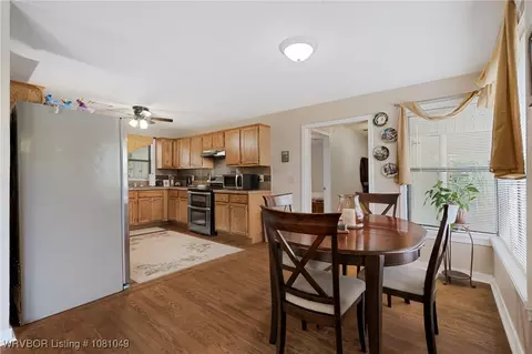 Dining - 3018 Independence St, Fort Smith, AR 72901 photo 1 of 3