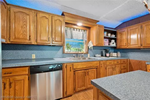 303 4th St, Lavaca, AR 72941 photo 17