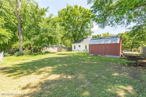303 4th St, Lavaca, AR 72941 photo 25