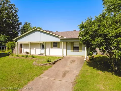 Exterior - 1515 M Cir, Barling, AR 72923 photo 6 of 6