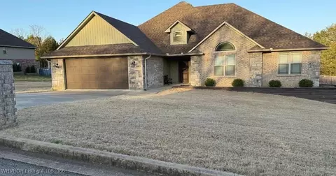 201 Eagle Crst, Poteau, OK 74953