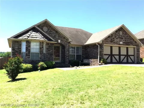 1141 Madeleine Ct, Greenwood, AR 72936