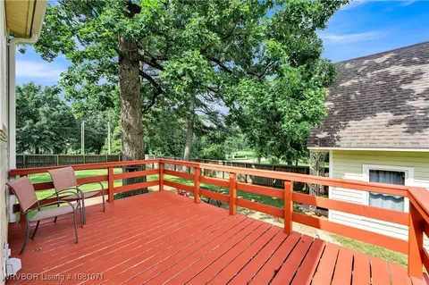 Exterior - 101 N Albert Pike Ave, Fort Smith, AR 72903 photo 9 of 12