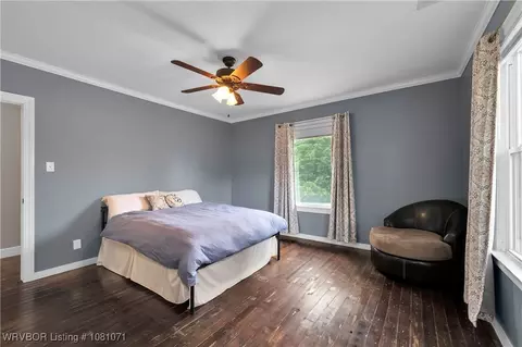 Bedroom - 101 N Albert Pike Ave, Fort Smith, AR 72903 photo 7 of 8