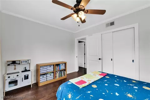 Bedroom - 101 N Albert Pike Ave, Fort Smith, AR 72903 photo 4 of 8