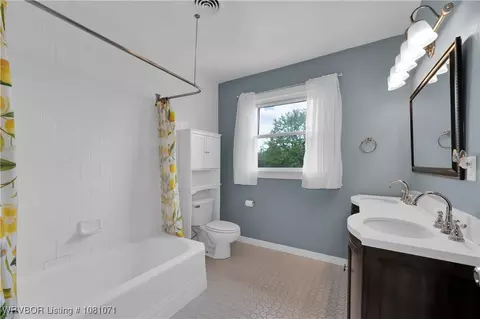 Bath - 101 N Albert Pike Ave, Fort Smith, AR 72903 photo 5 of 5