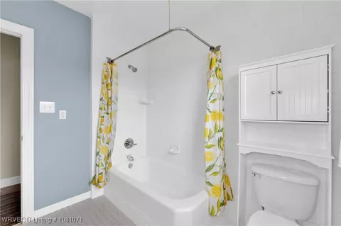 Bath - 101 N Albert Pike Ave, Fort Smith, AR 72903 photo 4 of 5