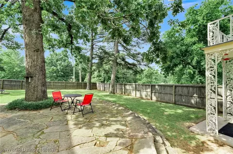 Exterior - 101 N Albert Pike Ave, Fort Smith, AR 72903 photo 8 of 12