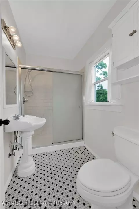Bath - 101 N Albert Pike Ave, Fort Smith, AR 72903 photo 2 of 5