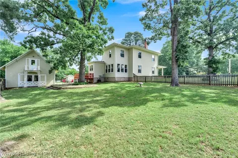 Exterior - 101 N Albert Pike Ave, Fort Smith, AR 72903 photo 5 of 12